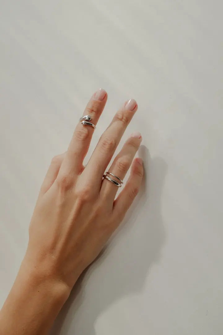 Ring Present LisaConcept