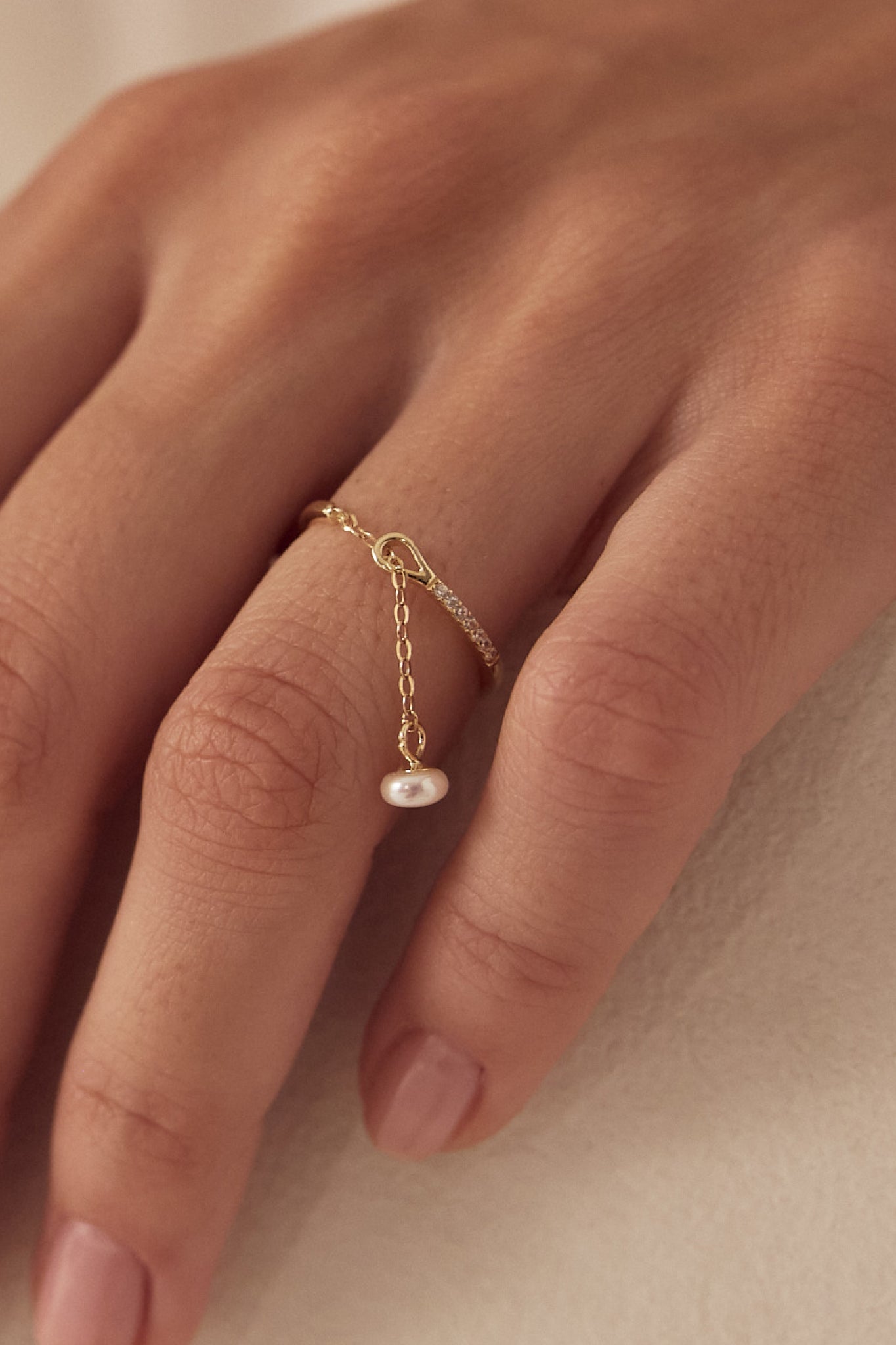 Ring Chain Pearl LisaConcept