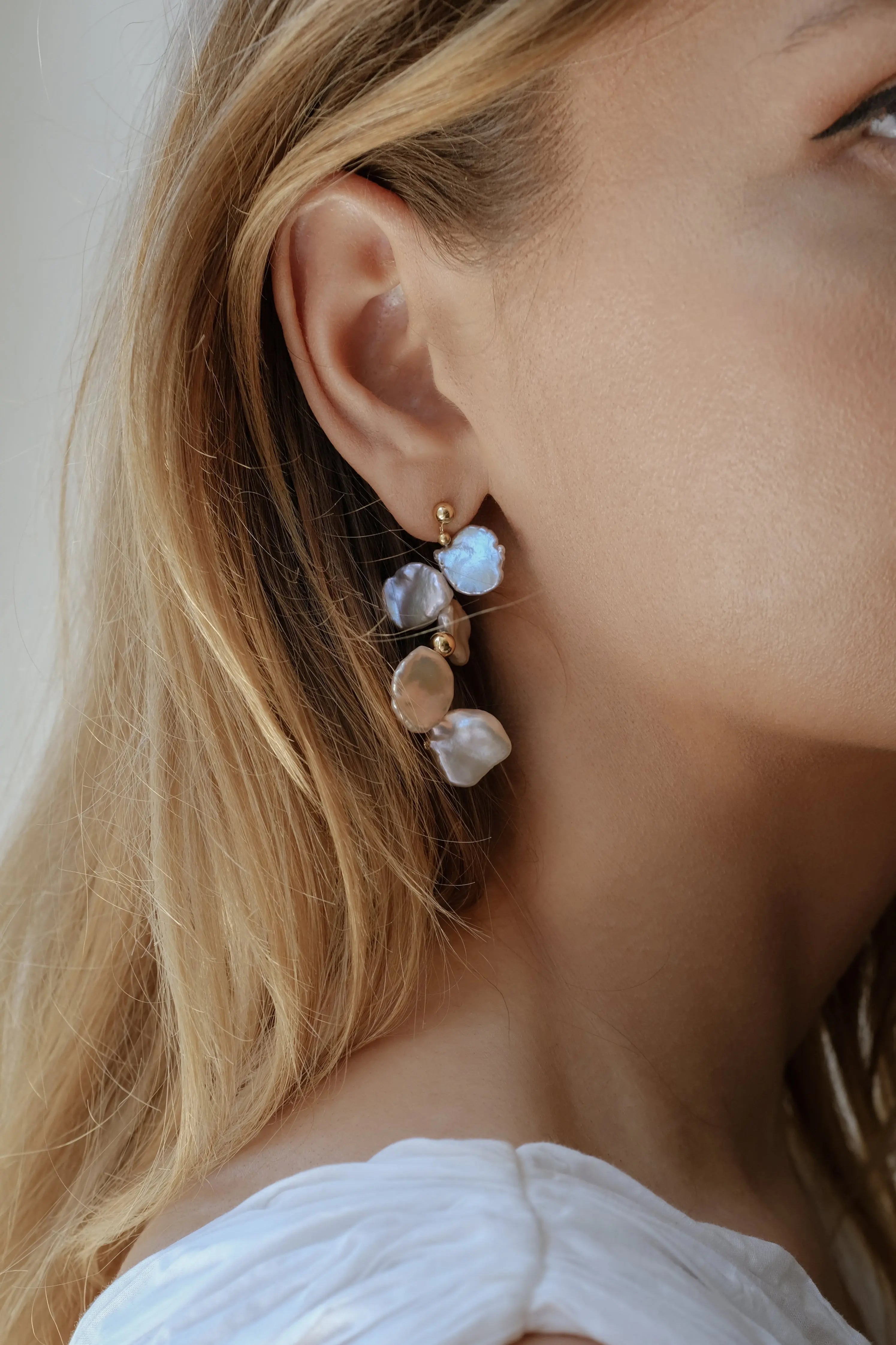 Ohrringe Iridescent Keshi Pearls LisaConcept